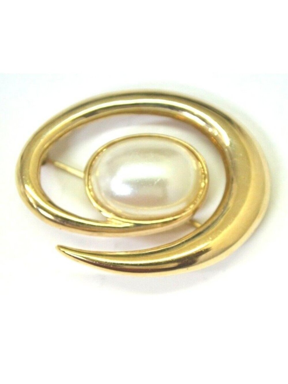 Vintage Monet Brooch Gold Tone Swirl Faux Pearl Centerpiece Lapel Hat Bag Pin